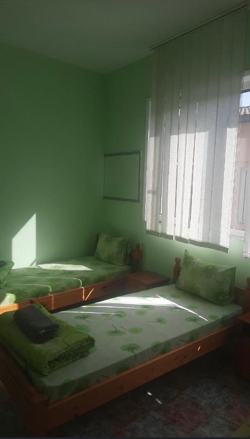 Хотел Елит Kostinbrod エクステリア 写真